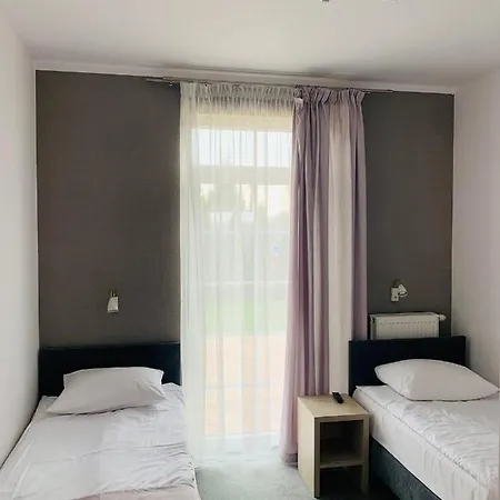 Ostoja Mazur Bed & Breakfast 3*